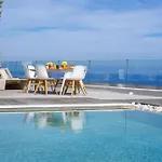 فيلة Ilenia Skala (Kefalonia)